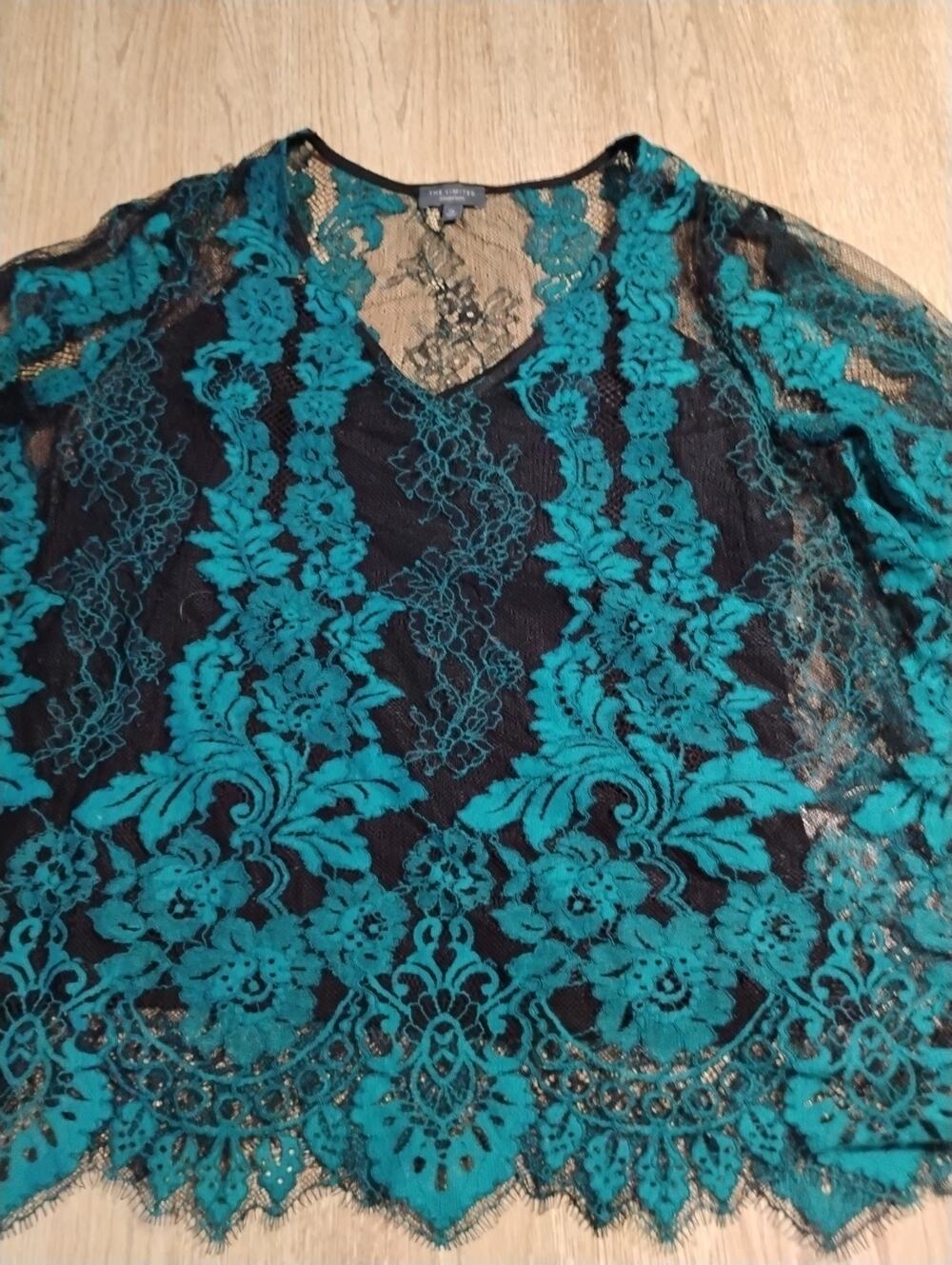 THE LIMITED COLLECTION LADIES XL LACE TOP W/BLK CAMI-M-WORN ONCE